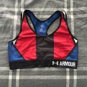 Under Armour USA sports Bra size medium
